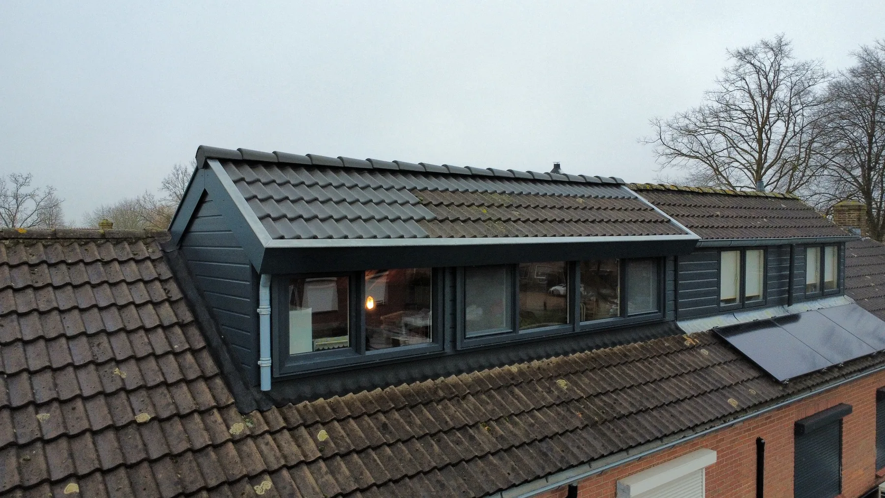 Brede maatwerk dakkapel